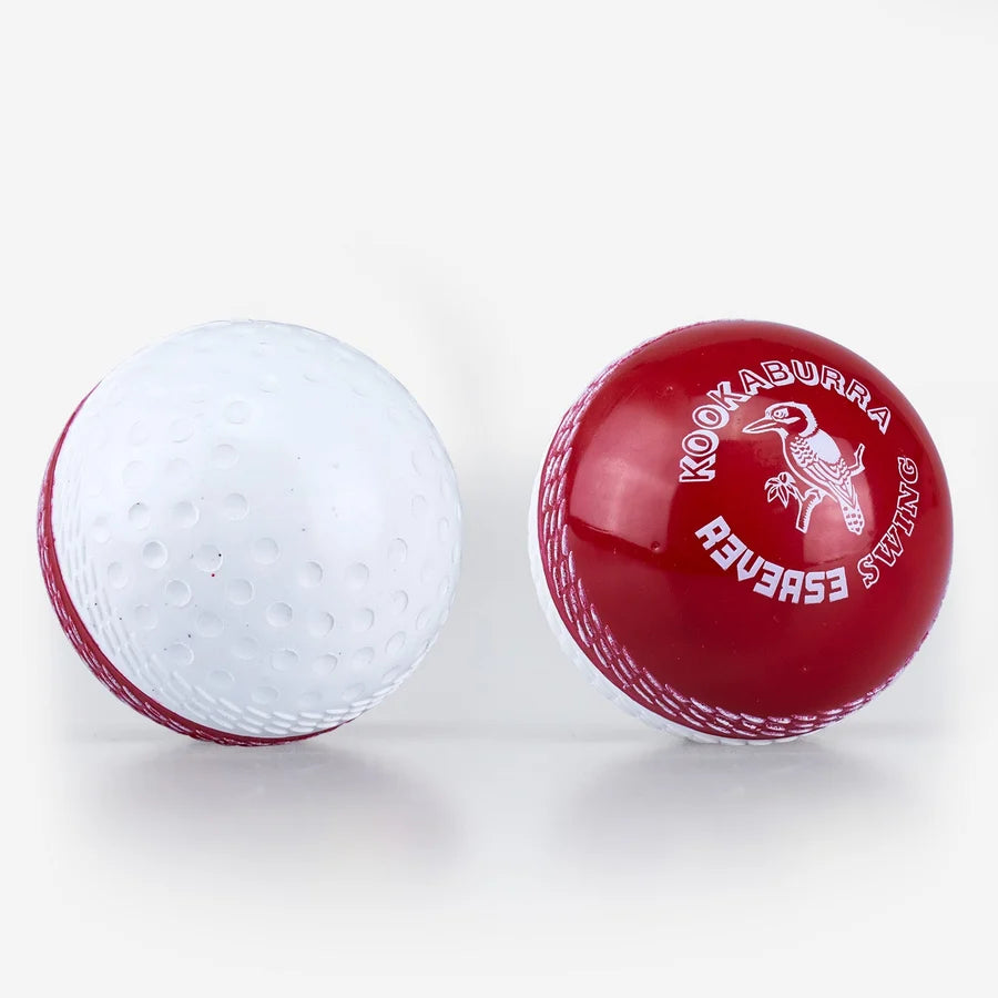 Kookaburra Reverse Swinger Trainer Ball