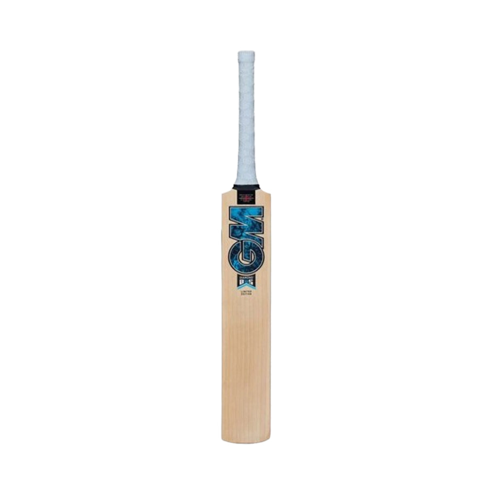 Gunn & Moore Diamond Signature Cricket Bat