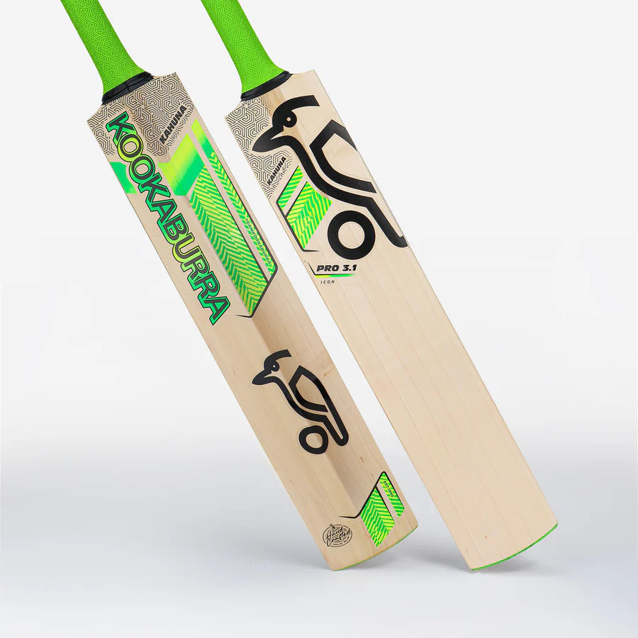 Kookaburra Kahuna Pro 3.1 Icon Cricket Bat front face showing unbleached English willow grain.

