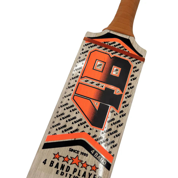 Buy cricket bats in Germany including the 4 Band Player Edition soft ball bat