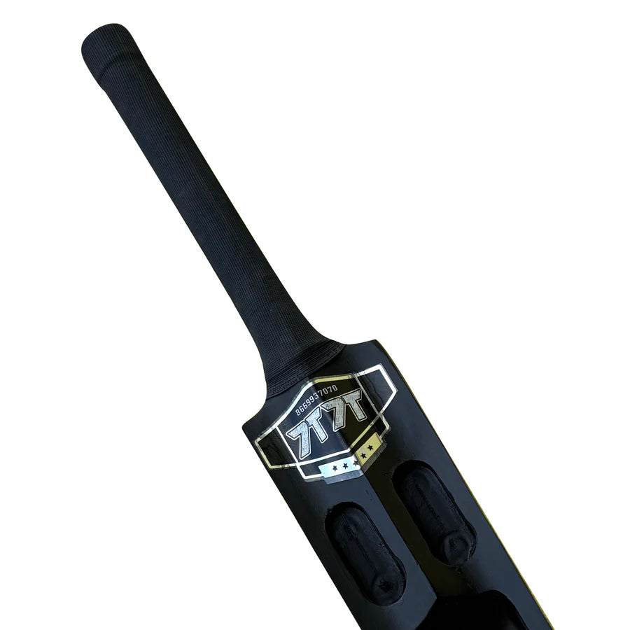 7T7T One Side Hero Edition Red Tennis Bat