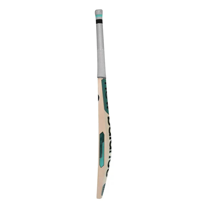 New Balance BURN 700i MAX Cricket Bat