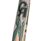 3D sticker design on the CA Gold 8000 bat for a stylish and modern look.
