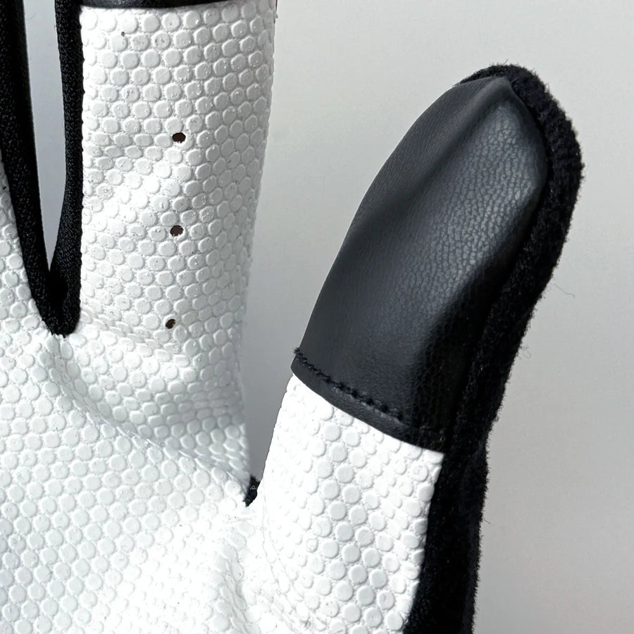 Close view of the seamless finger tips on the lightweight Cric Class Master Tape Ball Inner.