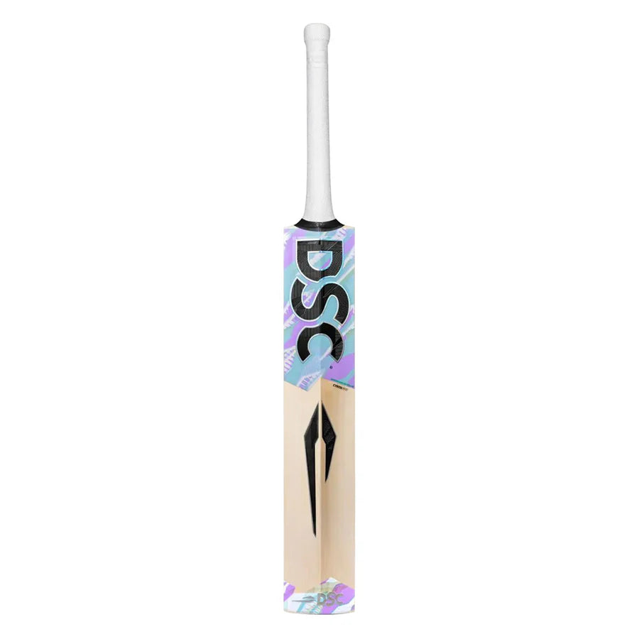 Cynos 1010 English Willow Cricket Bat close‑up of Powerarc bow face