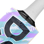 Cynos 1010 English Willow Cricket Bat close-up of smooth English willow surface