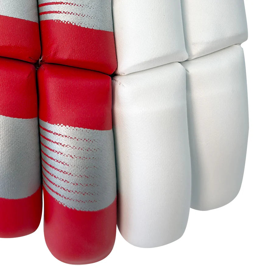 Breathable mesh panels between fingers on DS 1.1 L.E White/Red gloves.