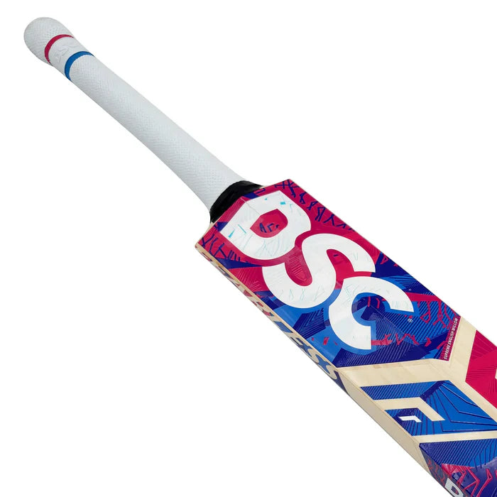 Bottom view showing the factory-fitted toe guard protection on the DSC Intense 75 bat from Cricketer Point.