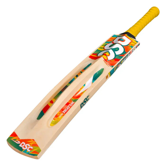 DSC Wildfire Heat Kashmir Willow Tennis Bat