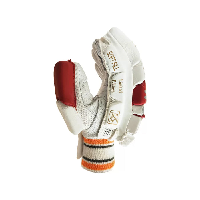 Ds  D 1.0 Batting Gloves Adult ( white/red)