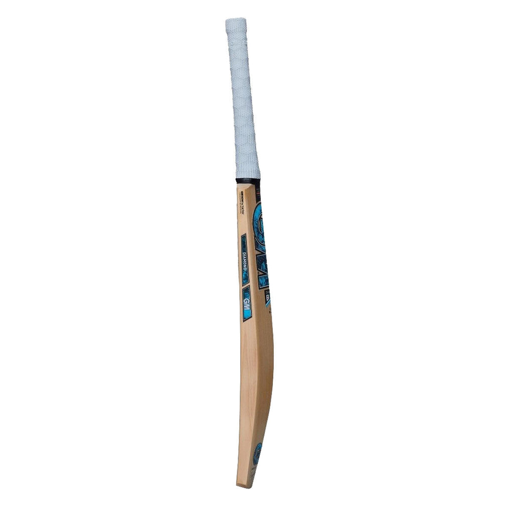 Gunn & Moore Diamond 404 Junior Cricket Bat