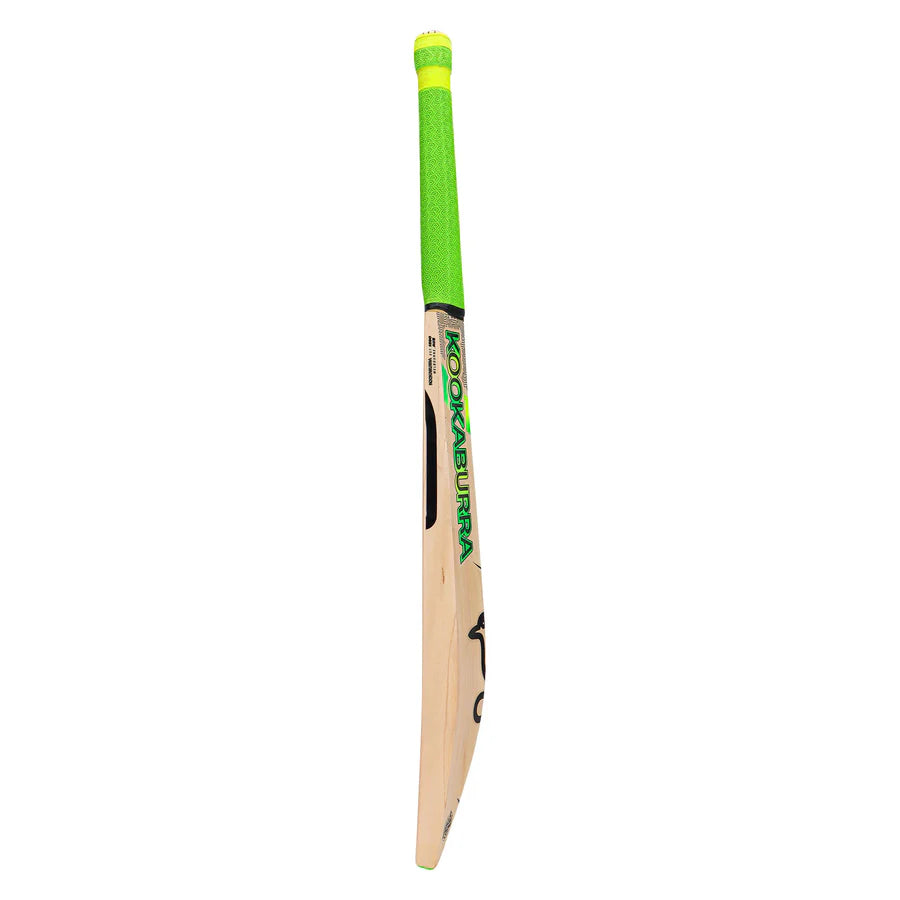 Kookaburra Kahuna Pro Players Edition Cricket Bat 2026 with free premium padded cover included

