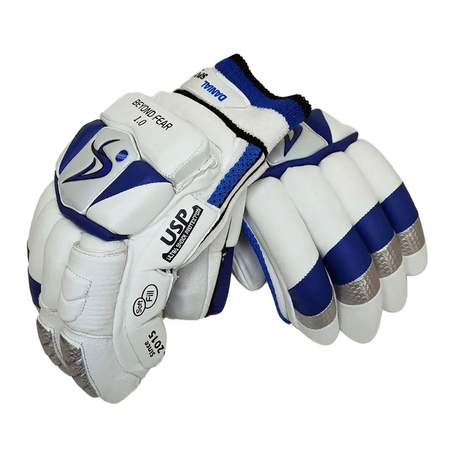 DS D 1.0 White/Blu Batting Gloves Adult