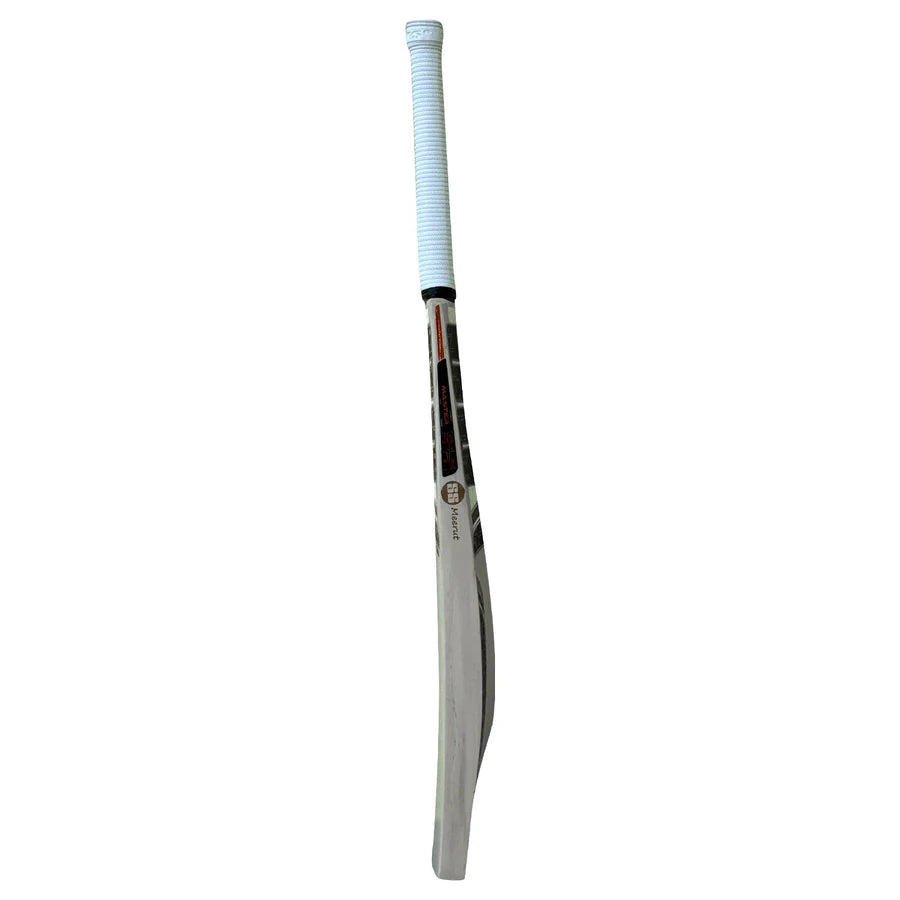 SS Master 7000 Cricket-Schläger aus englischer Weide