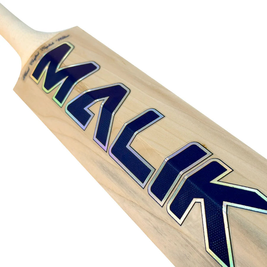 Bottom view of the durable, thick toe and lower blade structure on the MB Malik UMZ Vintage 5 Star profile.
