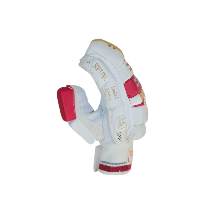 Ds Red/Gld Cricket Batting Gloves