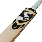 SG HP 250 bat with Str8bat sensor for real-time swing analysis