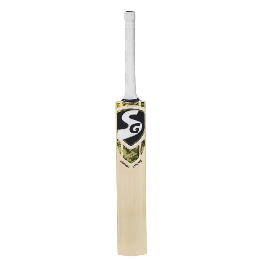 SG Savage Xtreme English Willow bat handle featuring imported cane and cork inserts for vibration control — Cricketer Point.