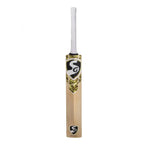 SG Savage Xtreme cricket bat showing clean face, strong edges, and expert crafting from Grade 4 English Willow — Cricketer Point.
