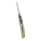 Close-up of the rounded toe on SS Sky 360 cricket bat