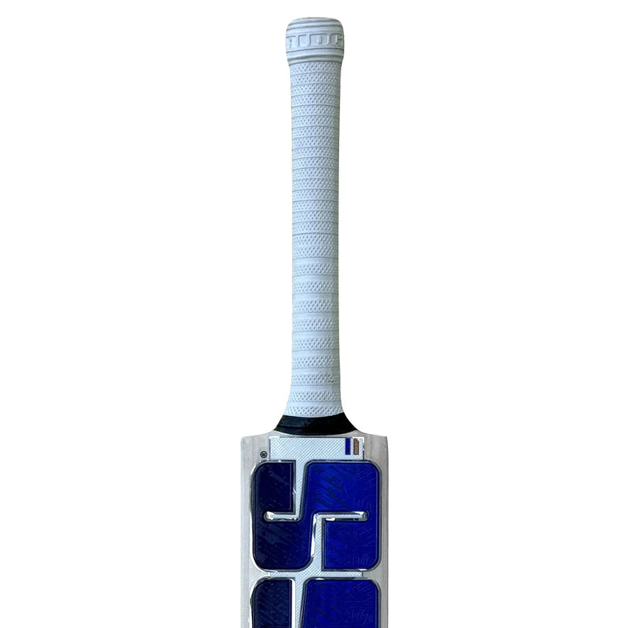 Back profile of the SS Sky 360 Junior English Willow Bat by Cricketer Point showing its full shape without concaving.