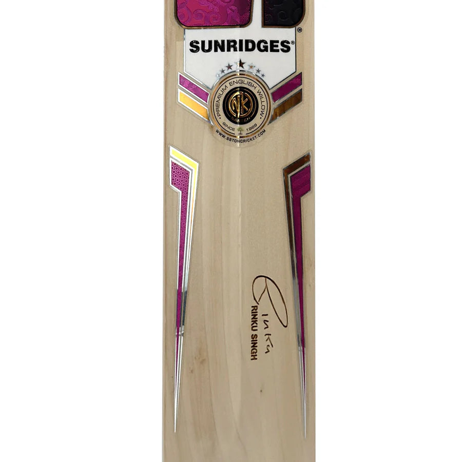 High-traction moisture-resistant grip on the SS TON Player 3000 handle.