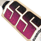 Close-up of the mid-to-low sweet spot on the SS TON Player 3000 English Willow blade.