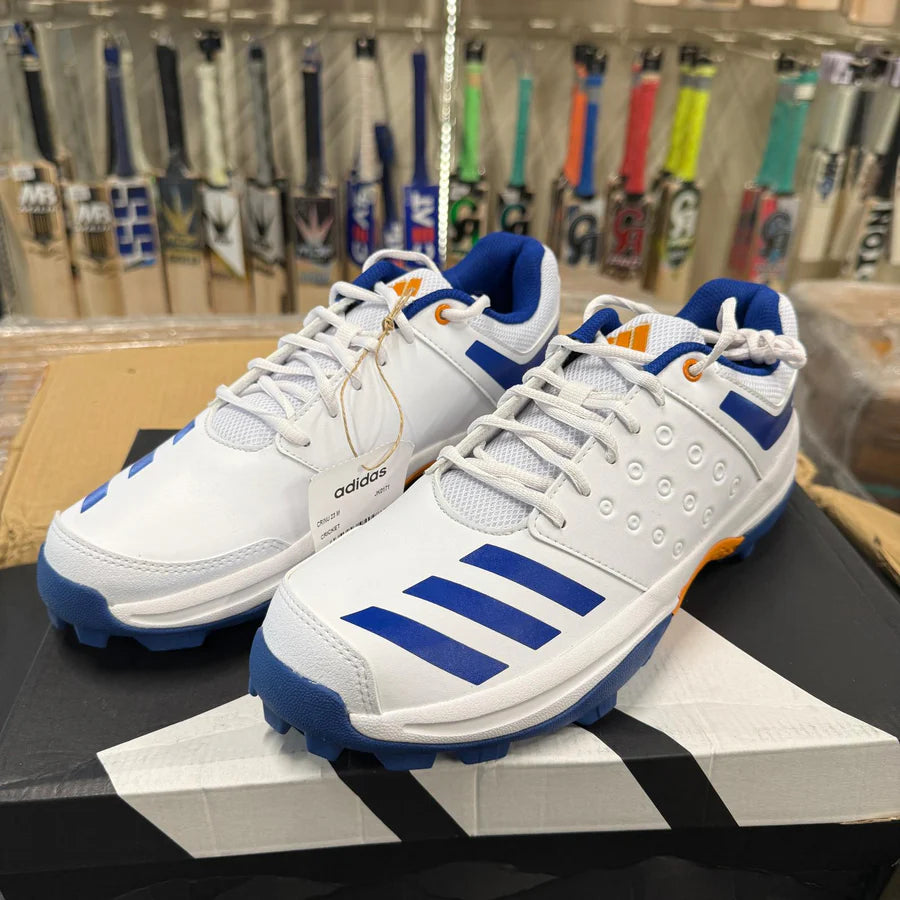 Padded ankle collar of Adidas NU23 shoes for extra player comfort