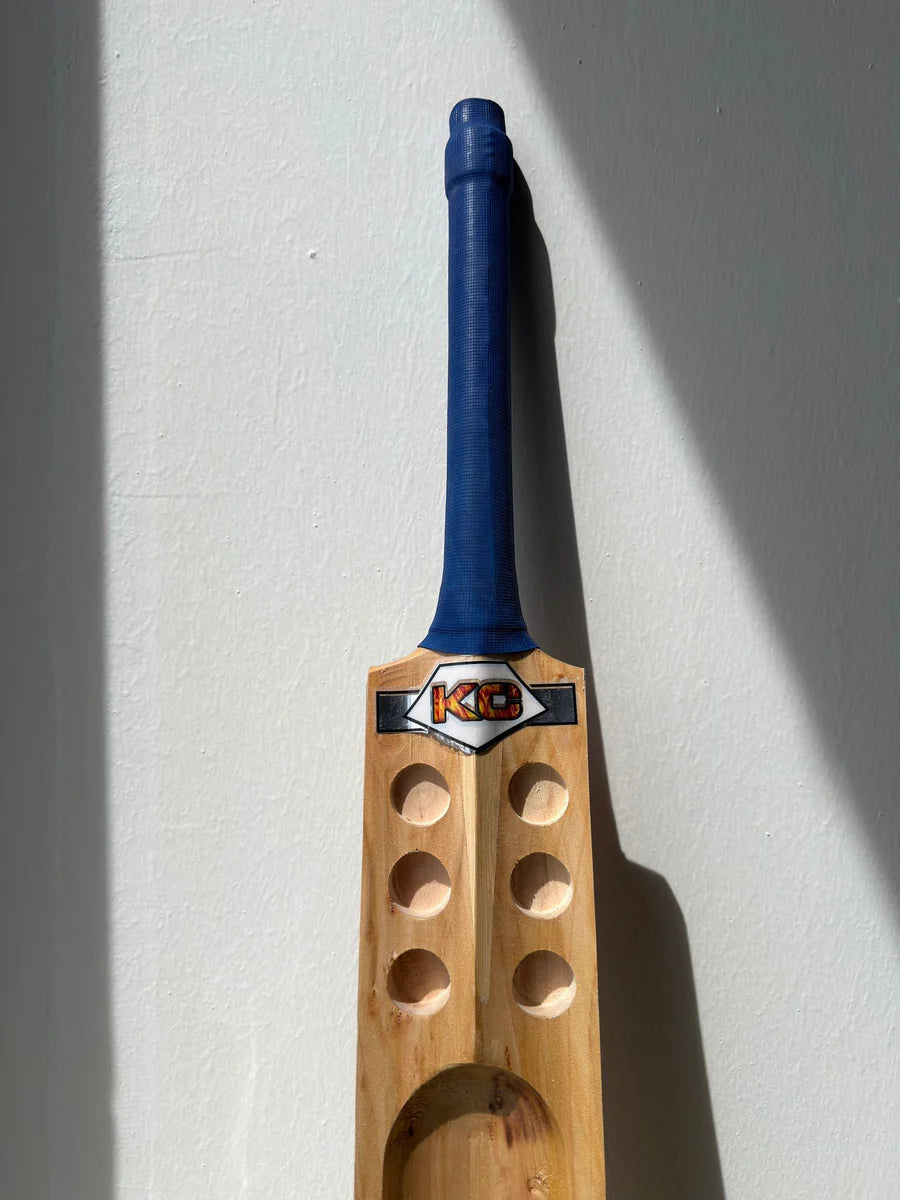 KC Chase Master Scoop Kashmir Willow Bat