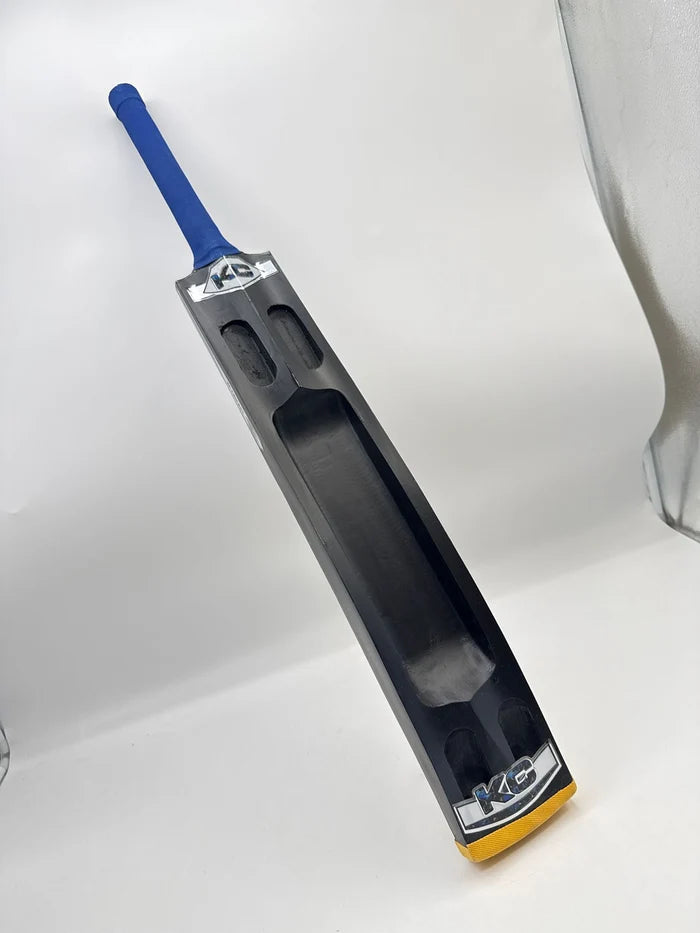KC Master Stroke Kashmir Willow Bat Black