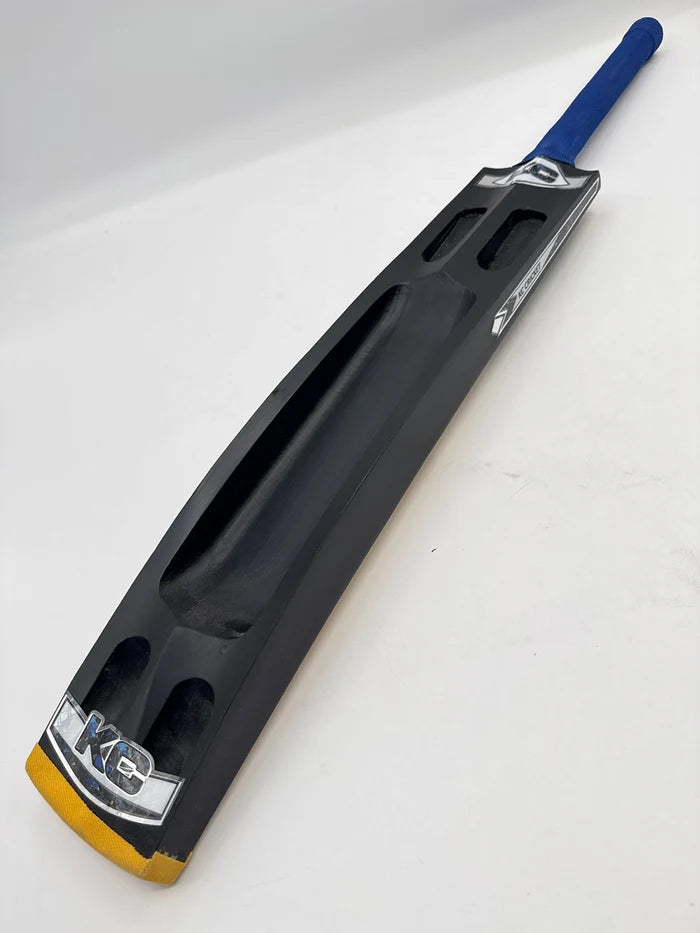KC Master Stroke Kashmir Willow Bat Black