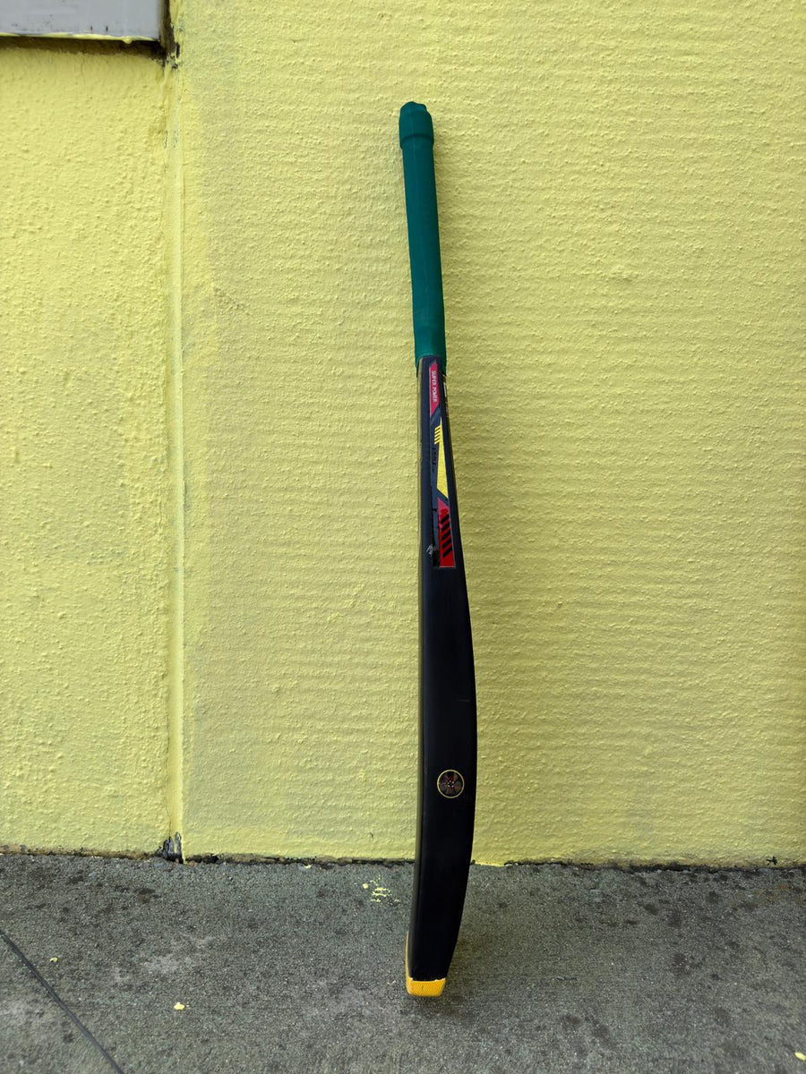 7T7T Gold Edition Hard Tennis Bat
