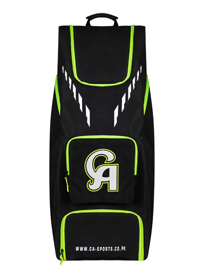 Front view of the Ca 18K Wheelie Duffle Bag by Cricketer Point showing the main zipper compartment and durable fabric.