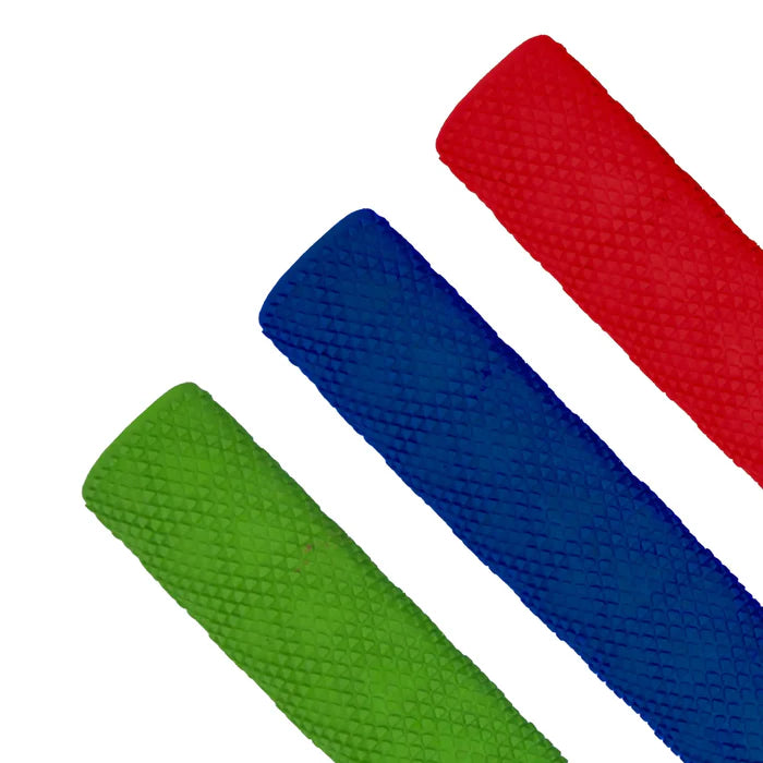 Side view profile of the CA 3D Apex Grip wrap highlighting its uniform thickness and premium rubber flexibility.