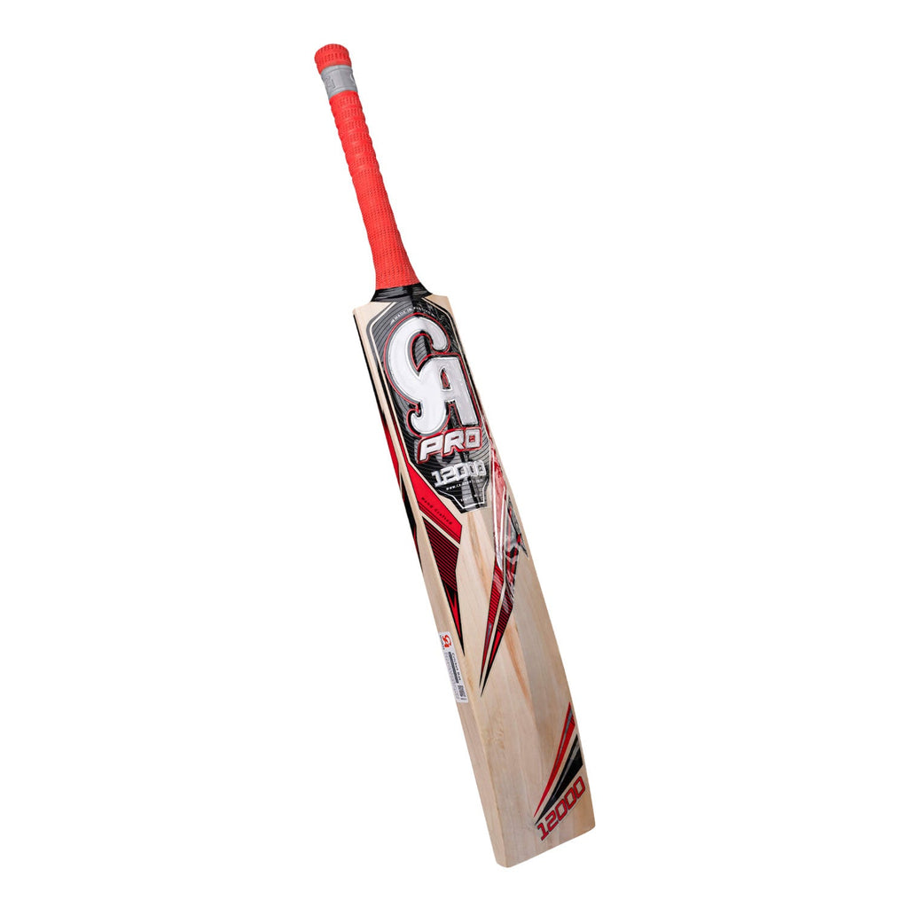 Detail of the semi-oval handle with premium CA Pro grip and modern 3D sticker aesthetics.