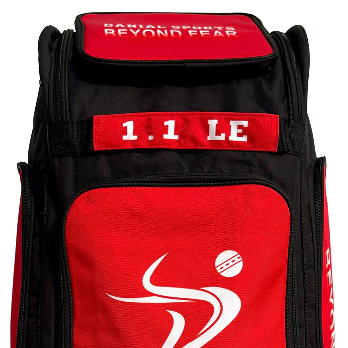 DS 1.1 Limited Edtion Duffle Cricket Bag Red – view 11