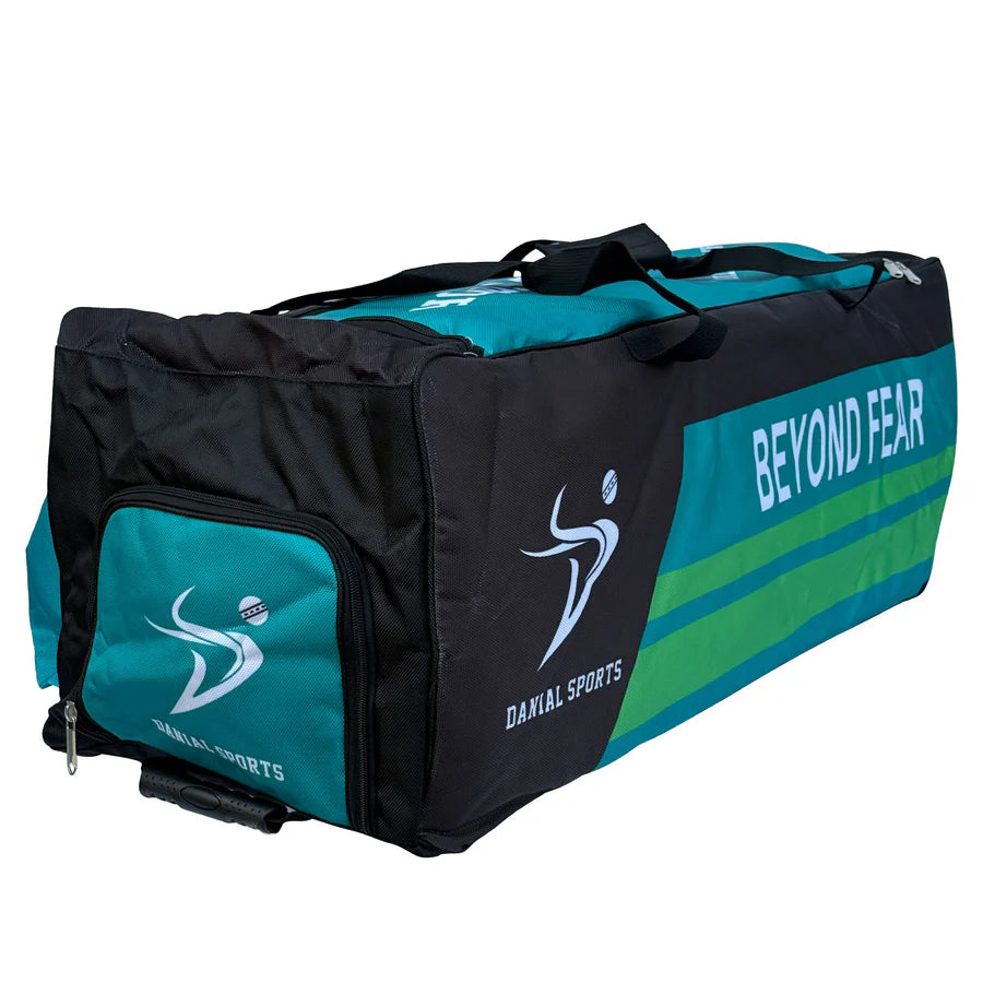 DS 1.1 Player Edition Wheelie Cricket Bag BLK/GREEN – view 2
