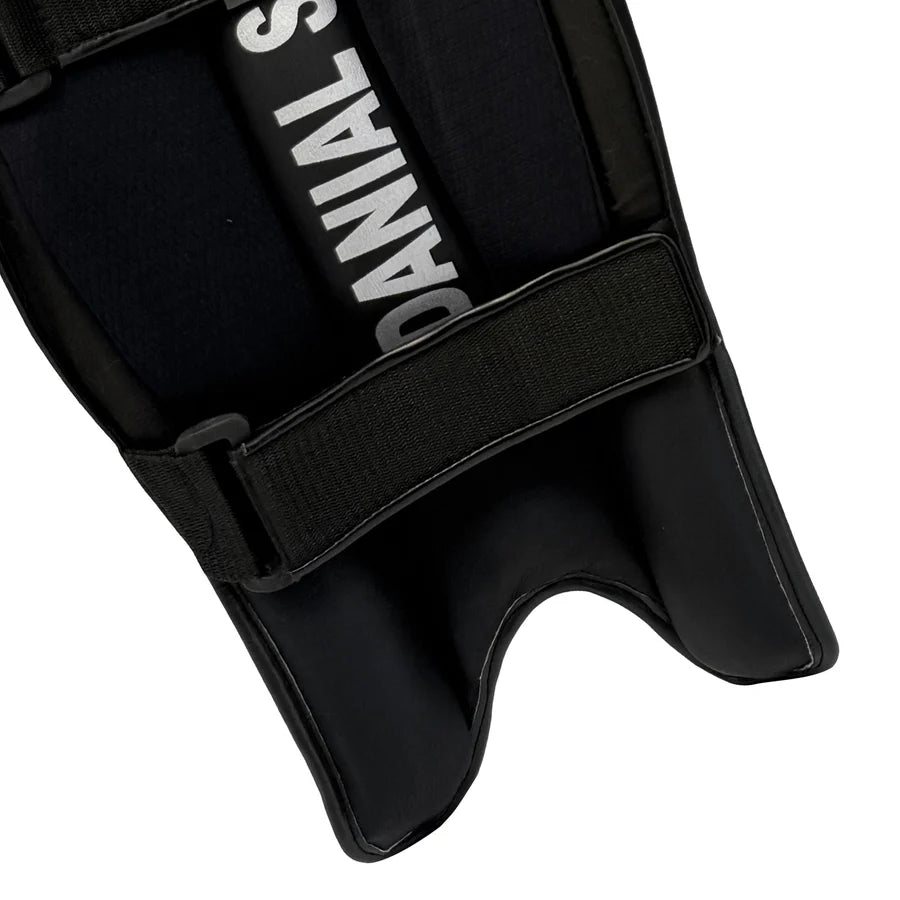 DS T/20 Cricket Batting Pads Black – view 5