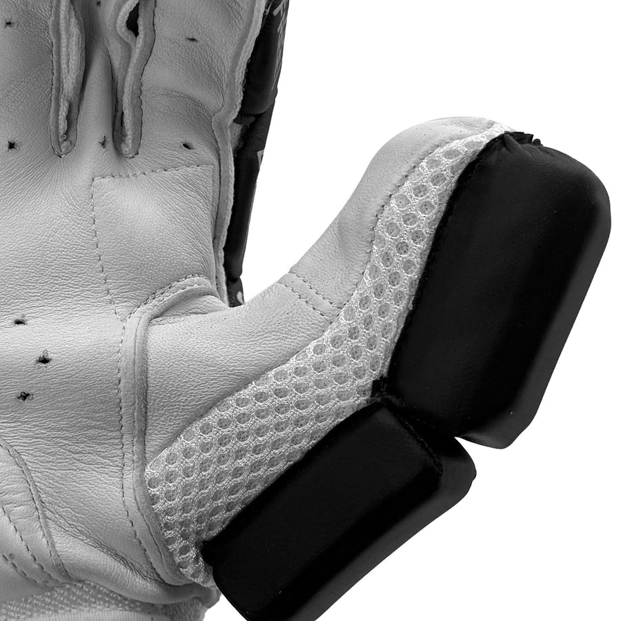Ds T/20 Limited Edition Batting Gloves Black Cricket Batting Equipment – view 9