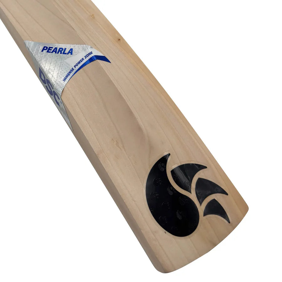 Detail of the toe guard and overall craftsmanship of the English Willow bat.