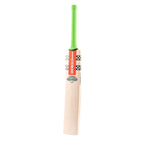 Close-up of semi-oval handle with Superlink Pro grip on Gray Nicolls Shock Wave Gen 2.3 5 Star Cricket Bat.