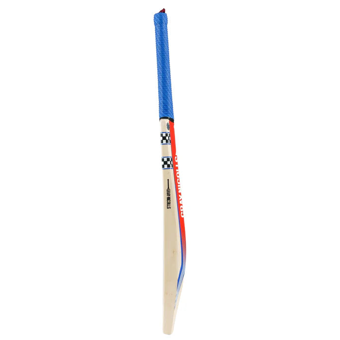 Base view of the rounded toe profile on the Gray Nicolls Stratos 1.0 4 Star Cricket Bat willow blade.