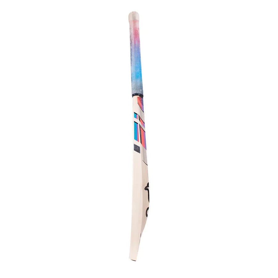 Nat Sciver-Brunt style batting pose with the Kookaburra Aura Pro English Willow bat in action

