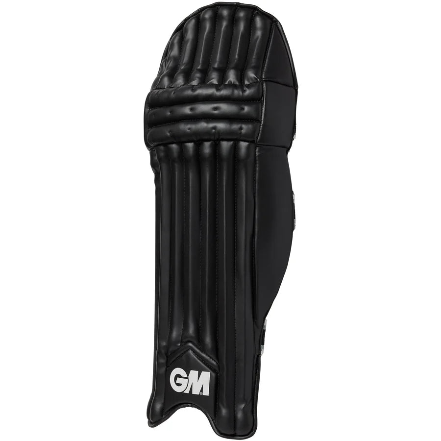 Front view of black Gunn & Moore Maxi 606 Batting Pads 2026 featuring traditional cane construction and GM logo