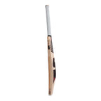 Close-up of the traditional handle and grip on SG Maxstar Classic.