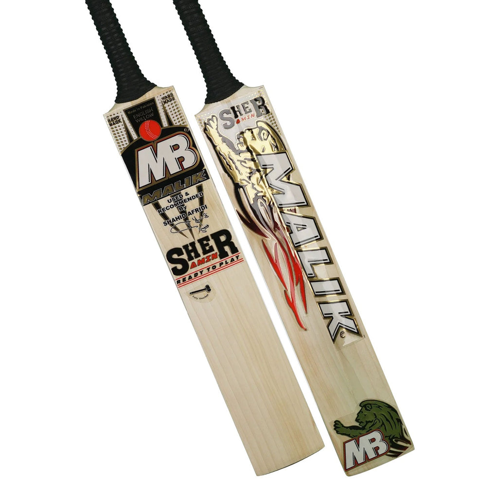  Close-up detail of the Grade 4 English willow grains on the Sher Amin bat's blade.