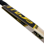 Photo showing the full-length protective cover that comes with the Mids Gold cricket bat.


