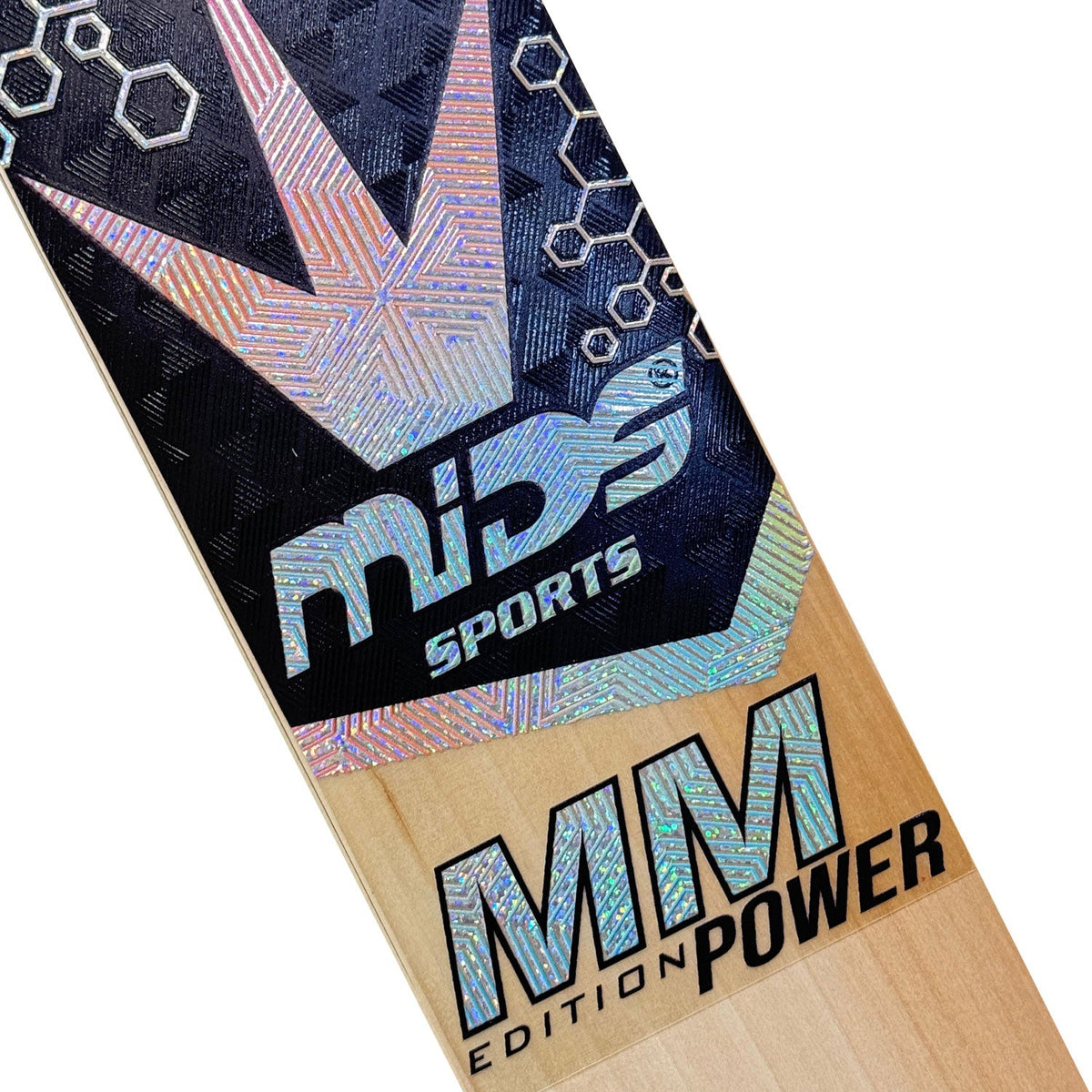 Ergonomic Bat design of the Mids MM Power bat for shock absorption.