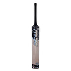 High-quality rubber grip on the Mids MM Power bat for a secure hold.