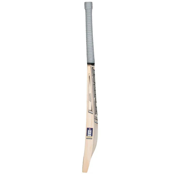 MRF Genius Silver bat in Short Handle (SH) size for adults